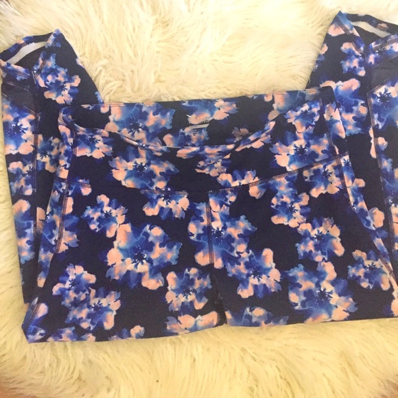 Old Navy active long leggings go dry active wick - Picture 1 of 10